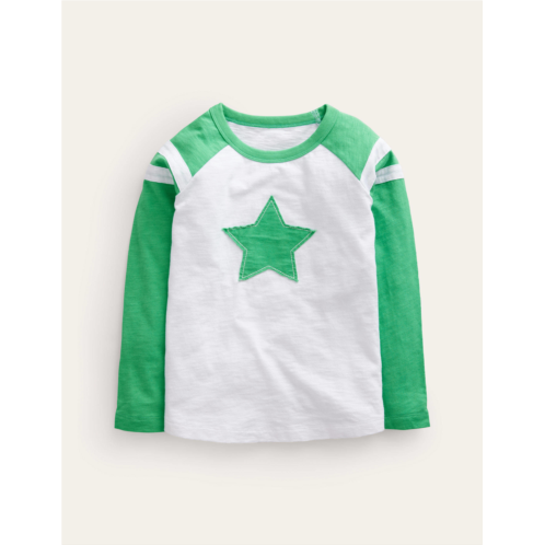 Boden Long Sleeve Raglan T-shirt - White/Ming Green Star