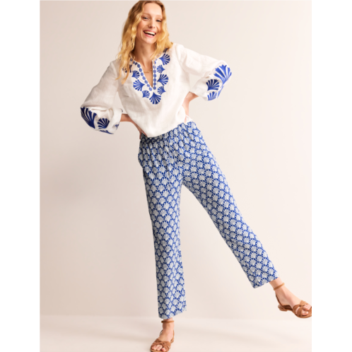 Boden Crinkle Tapered Pants - Surf the Web and Ivory, Shells