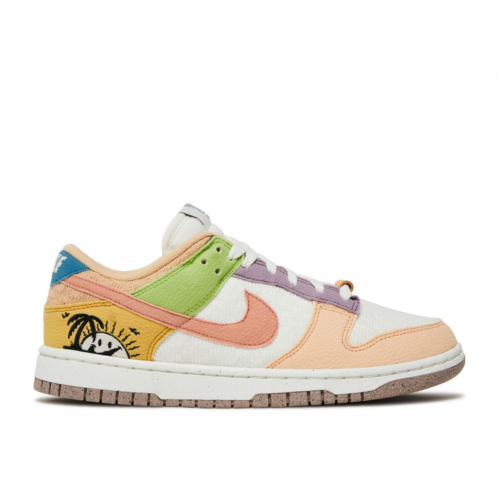 Nike Wmns Dunk Low SE Sun Club