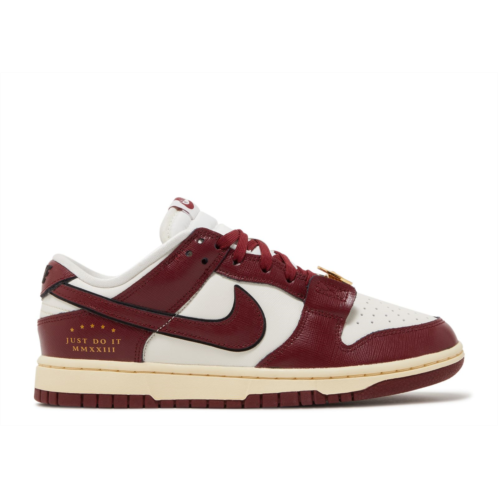 Nike Wmns Dunk Low SE Sisterhood - Team Red