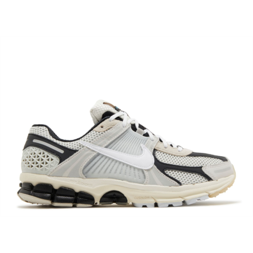 Nike Air Zoom Vomero 5 Supersonic