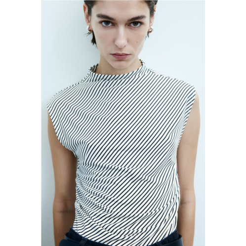 H&M Mock Turtleneck Crop Top