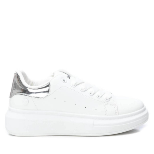 Xti womens trainer sneakers in white