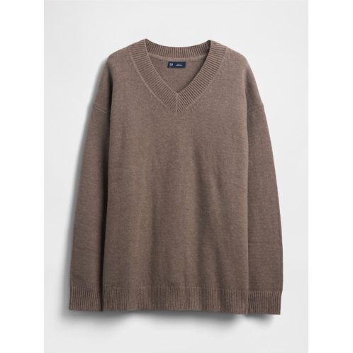 Gap CashSoft Oversized V-Neck Sweater