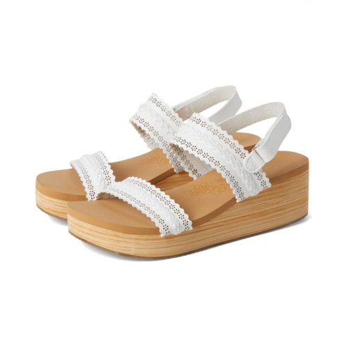 SKECHERS Summers - Coastal Stroll
