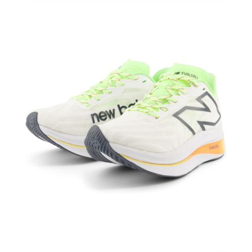 New Balance FuelCell SuperComp Trainer v2