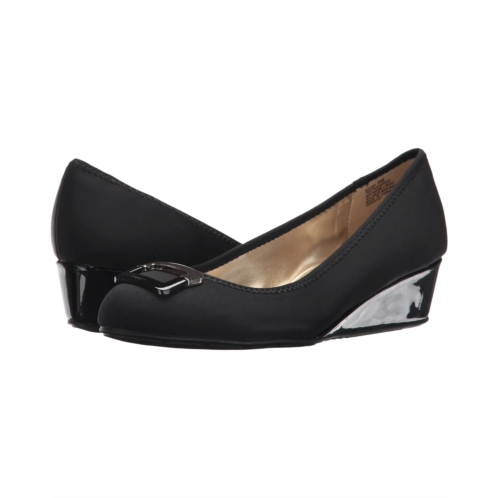 Womens Bandolino Tad