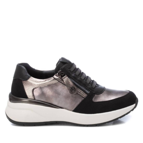 Xti womens casual sneakers in black