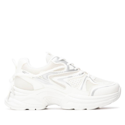 XTI womens lace-up casual sneakers refresh collection by