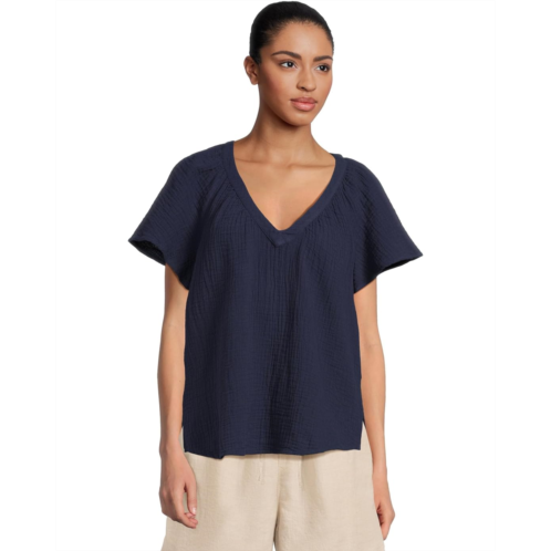 Womens Tommy Bahama Gauze Flutter Sleeve Top