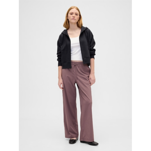 GapFit High Rise Loose Runaround Pants