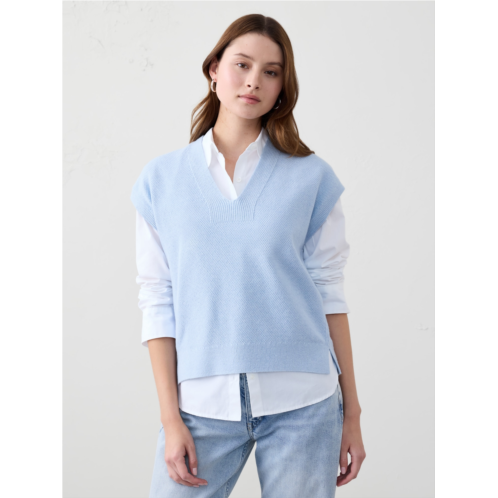 bananarepublic Textured V-Neck Sweater Vest