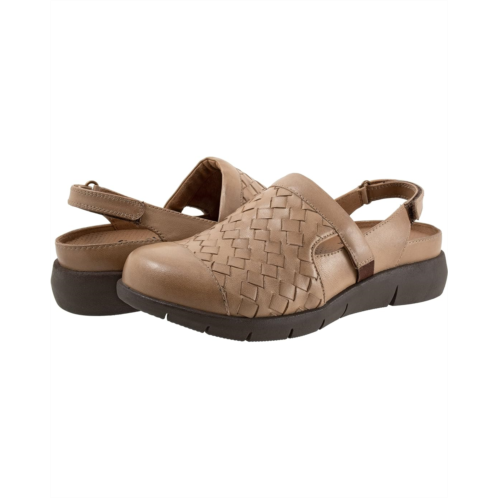 Womens SoftWalk Salina Woven II