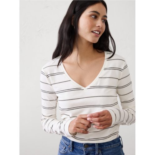 bananarepublic Timeless Long-Sleeve V-Neck T-Shirt