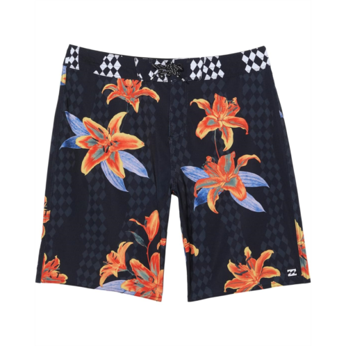 Billabong Kids Sundays Pro Boardshorts (Big Kids)