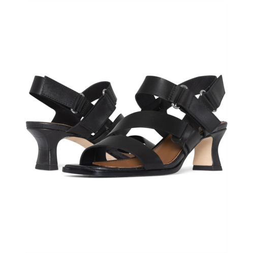 Donald Pliner Kamele