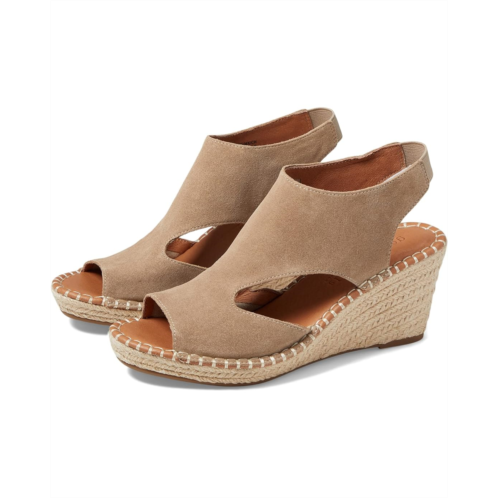 Womens Gentle Souls by Kenneth Cole Cody