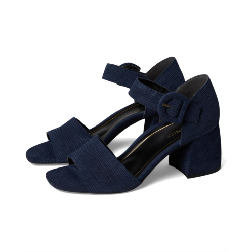 VIONIC Chardonnay Strappy Sandals