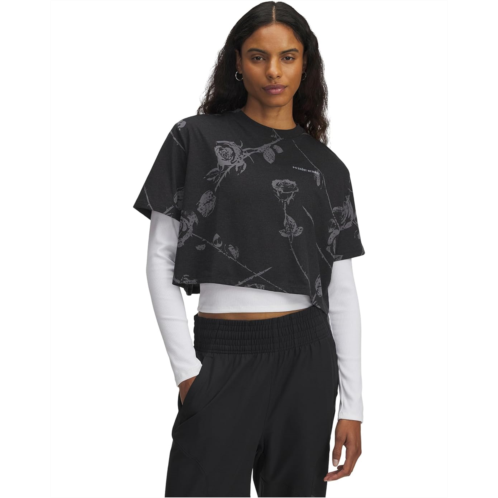 Under Armour Etched Roses Short Sleeve T-Shirt