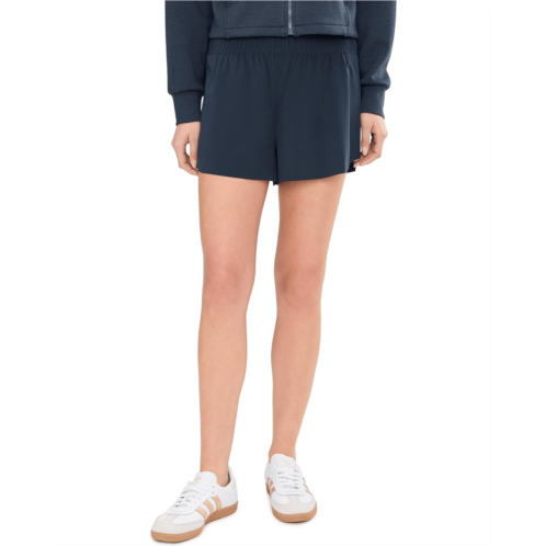 Womens Beyond Yoga Solemate Run Shorts