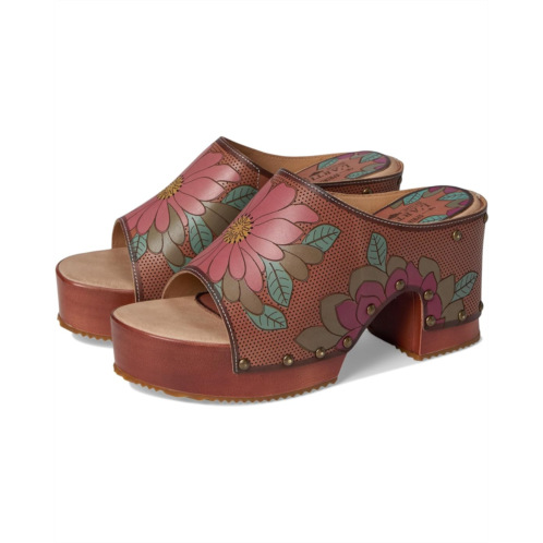 Womens LArtiste by Spring Step Teeshirt