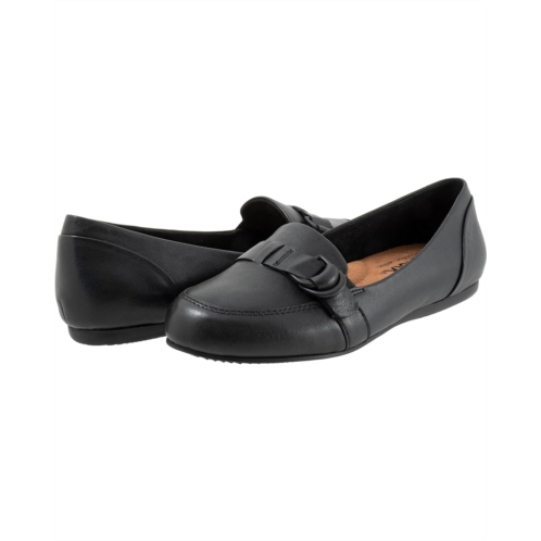 Womens SoftWalk Serra