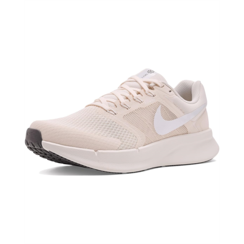 Womens Nike Run Swift 3
