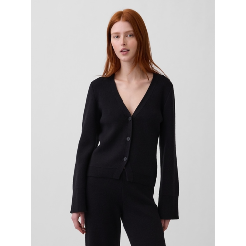 Gap Cotton-Blend Relaxed V-Neck Cardigan Sweater