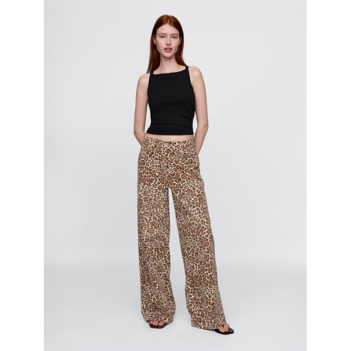 Gap Mid Rise UltraSoft Leopard Baggy Jeans