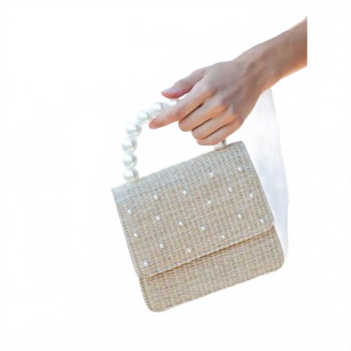 Shiraleah aphrodite in natural