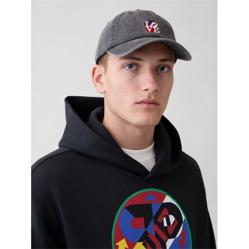 Gap Robert Indiana LOVE Baseball Hat