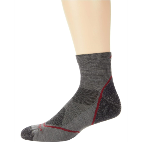 Mens Darn Tough Vermont Light Hiker 1/4 Lightweight with Cushion