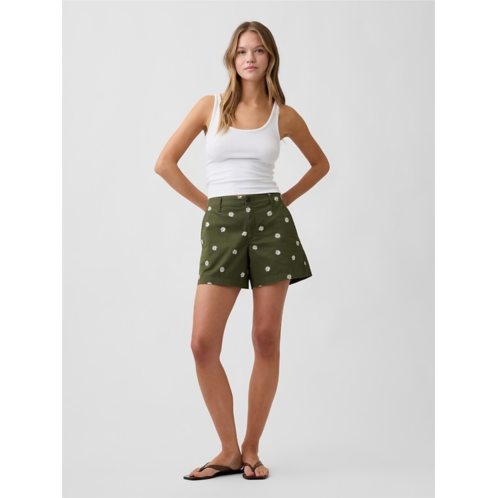 Gap 5 Mid Rise Downtown Khaki Shorts
