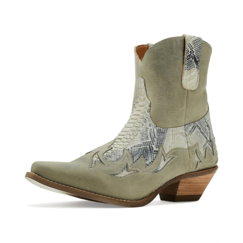 Womens Dingo Cobra Kiss