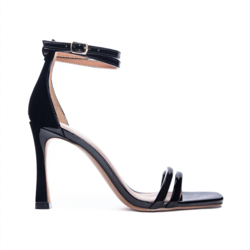 CHINESE LAUNDRY womens jasmine ankle strap sandal in black patent