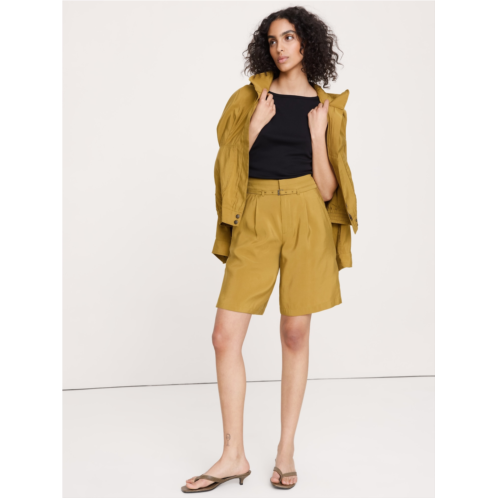 Bananarepublic Belted Bermuda Short in Luster Twill