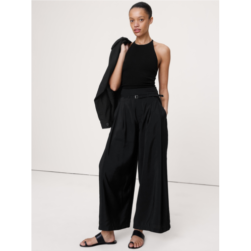 Bananarepublic Pleated Wide-Leg Cropped Pant in Luster Twill