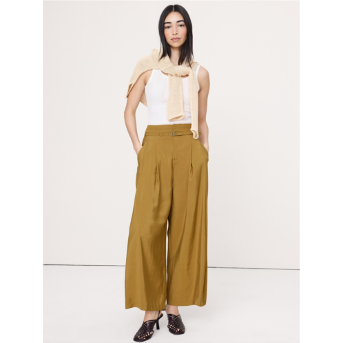 Bananarepublic Pleated Wide-Leg Cropped Pant in Luster Twill