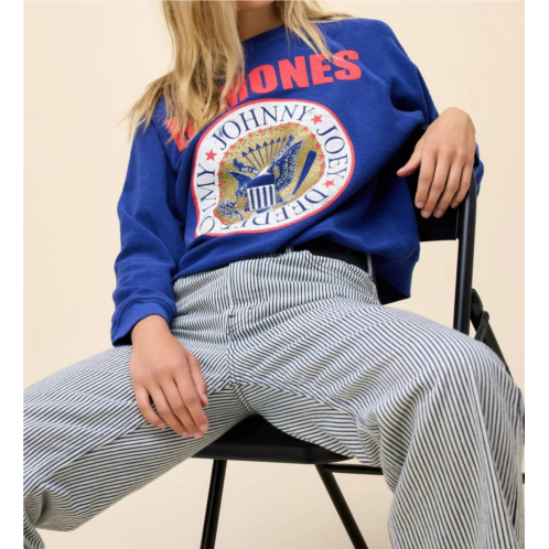 DAYDREAMER ramones gold seal reverse raglan sweatshirt in blue quartz