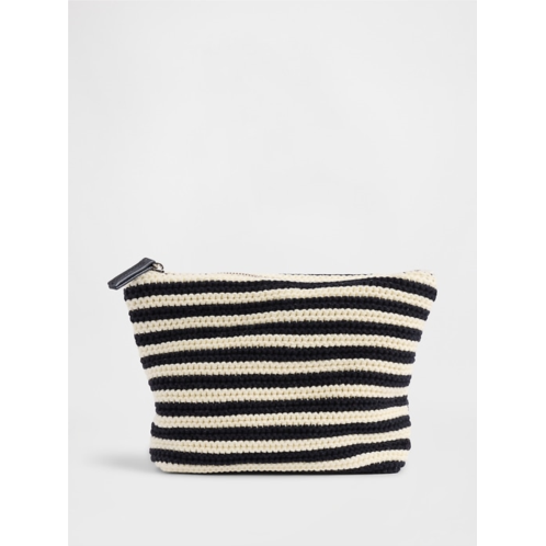Gap Crochet Zip Pouch
