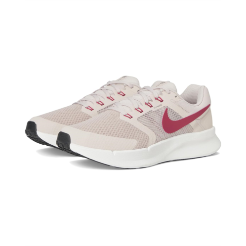 Womens Nike Run Swift 3