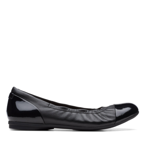 Clarks rena jazz in black leather