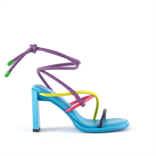 United Nude tara ka hi