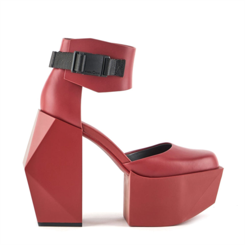 United Nude stage-d2