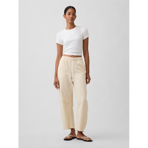 Gap Mid Rise Pull-On Barrel Jeans