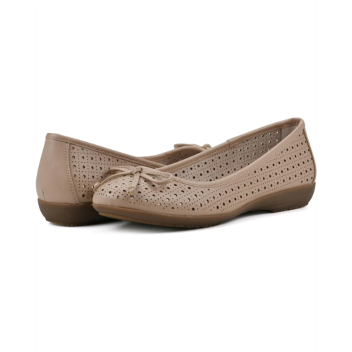 Womens Cliffs by White Mountain Cheryl