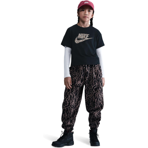 Kids Nike Kids Sportswear T-Shirt (Little Kid/Big Kid)