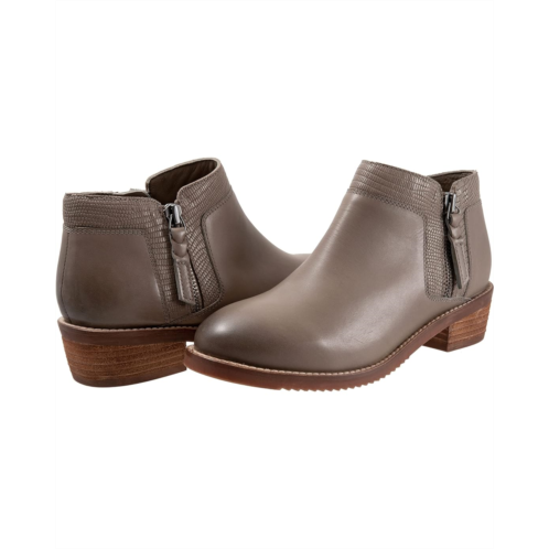 Womens SoftWalk Rubi