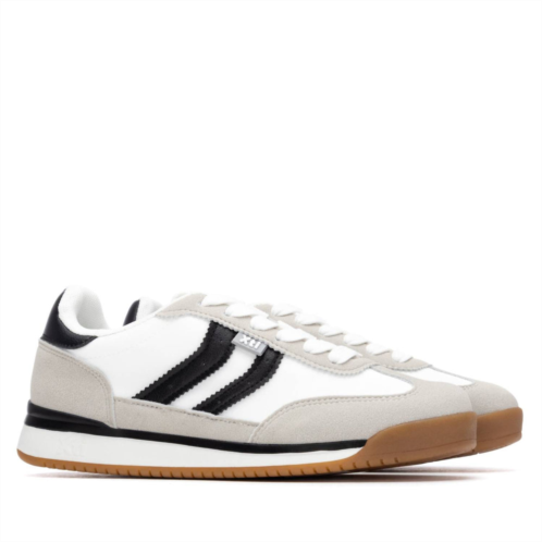 Xti womens casual sneakers in white
