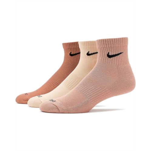 Nike Everyday Plus Cushioned